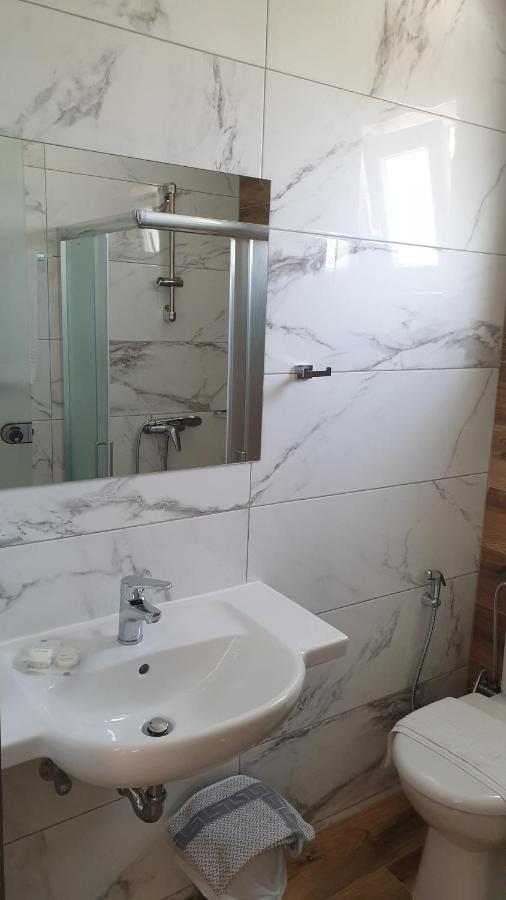 Miros Hotel Apartments Tigkaki  Luaran gambar