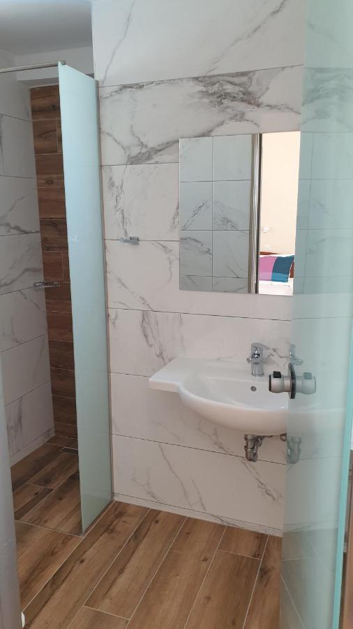 Miros Hotel Apartments Tigkaki  Luaran gambar
