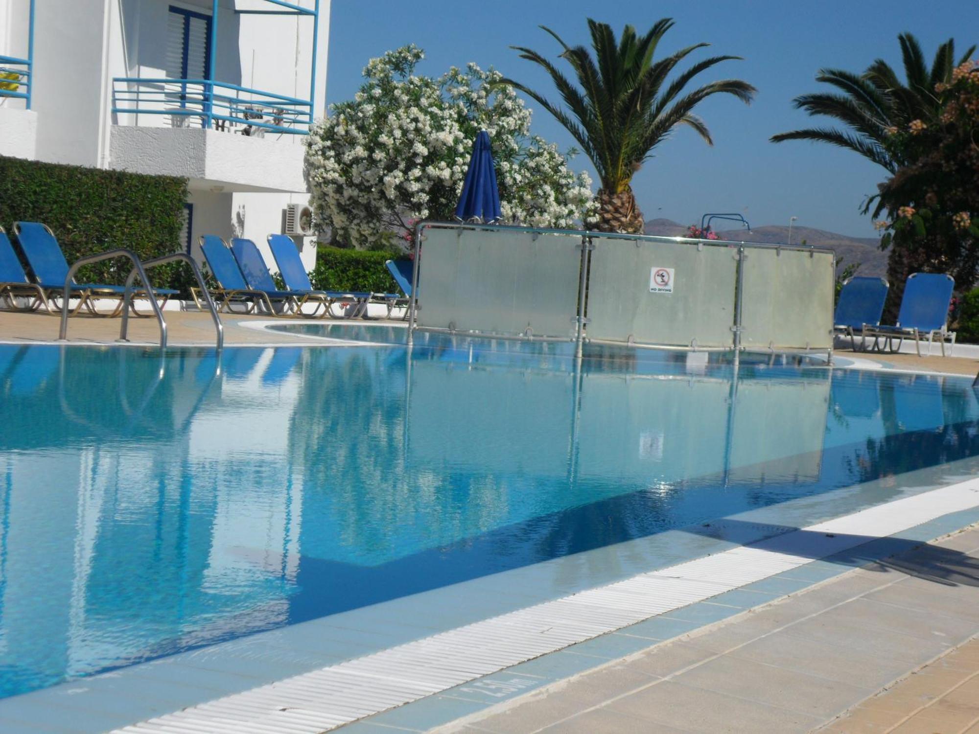Miros Hotel Apartments Tigkaki  Luaran gambar